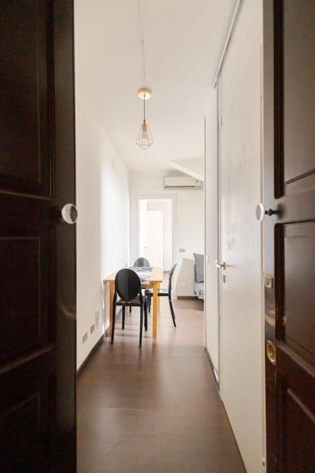 Ferienwohnung Sky-View Flat In Mailand Exterior foto